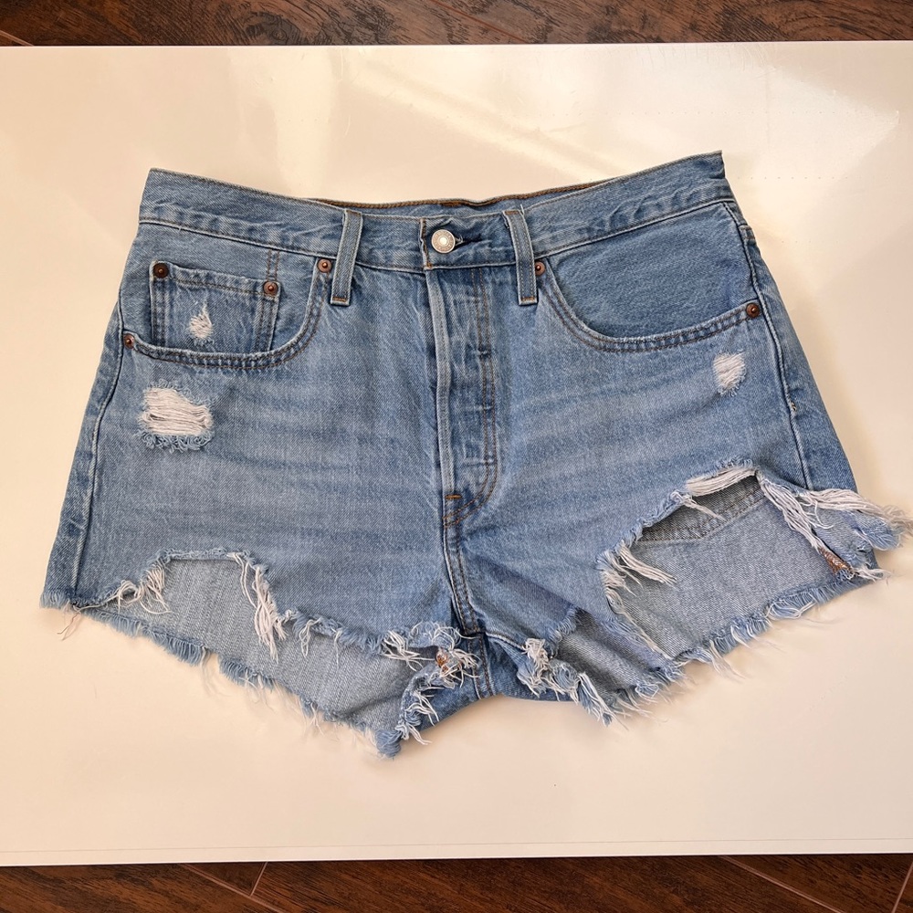 Levi shorts